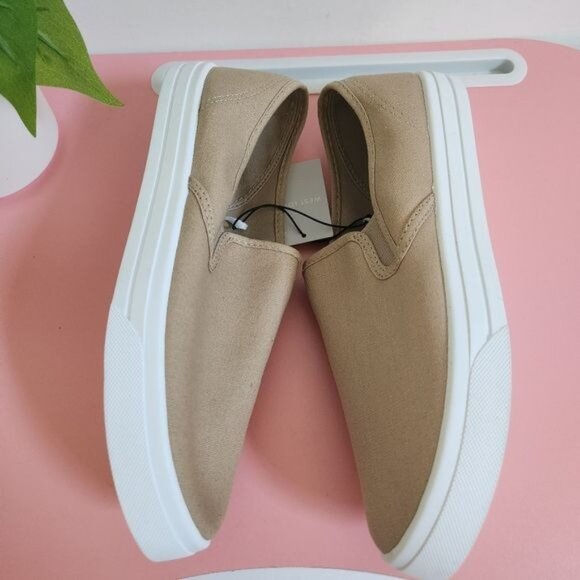 West Loop  Beige Slip-On Sneakers - Picture 6 of 10